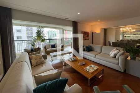 Apartamento à venda com 3 quartos, 240m² em Santa Cecilia, São Paulo