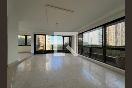 Apartamento à venda com 3 quartos, 200m² em Campo Belo, São Paulo