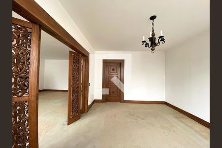 Apartamento à venda com 3 quartos, 241m² em Cerqueira César, São Paulo