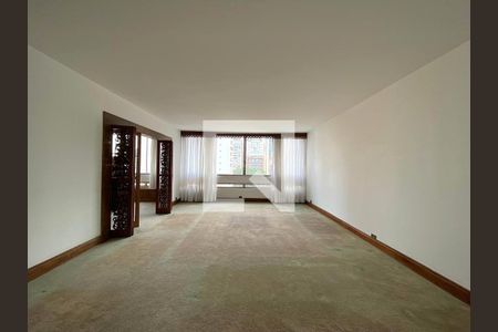 Apartamento à venda com 3 quartos, 241m² em Cerqueira César, São Paulo