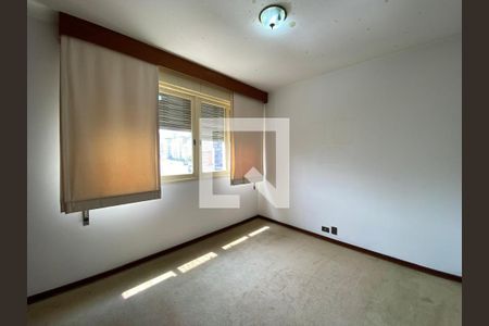 Apartamento à venda com 3 quartos, 241m² em Cerqueira César, São Paulo
