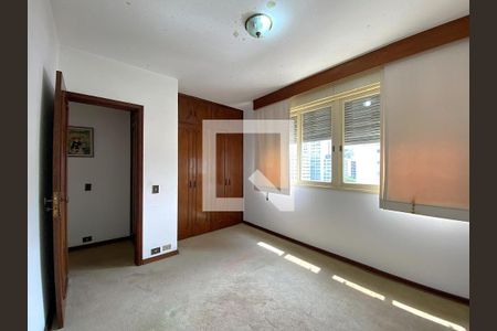 Apartamento à venda com 3 quartos, 241m² em Cerqueira César, São Paulo