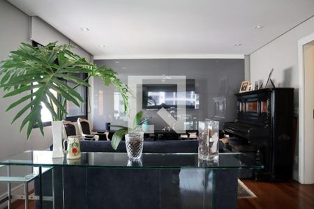 Apartamento à venda com 3 quartos, 172m² em Chácara Itaim, São Paulo