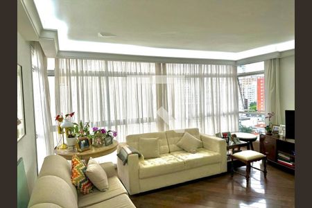 Apartamento à venda com 3 quartos, 180m² em Cerqueira César, São Paulo