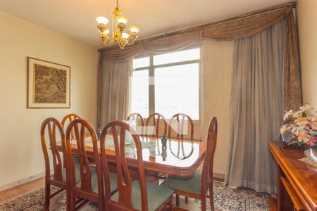 Apartamento à venda com 3 quartos, 210m² em Santa Cecilia, São Paulo