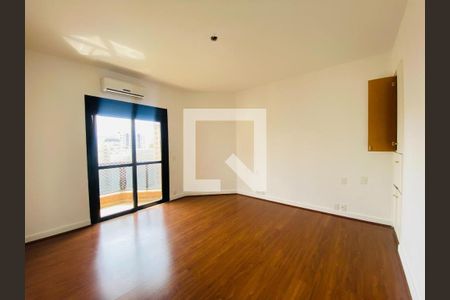 Apartamento à venda com 4 quartos, 240m² em Vila Nova Conceição, São Paulo