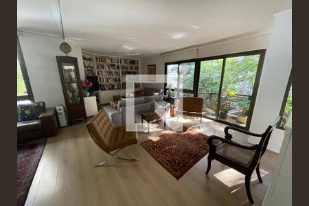 Apartamento à venda com 5 quartos, 320m² em Santa Cecilia, São Paulo