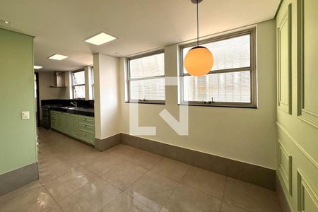 Apartamento à venda com 3 quartos, 630m² em Cerqueira César, São Paulo
