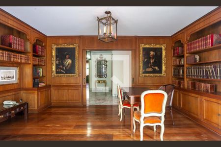 Apartamento à venda com 4 quartos, 470m² em Cerqueira César, São Paulo