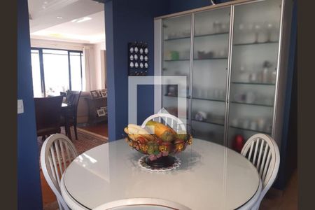 Apartamento à venda com 4 quartos, 210m² em Pompeia, São Paulo