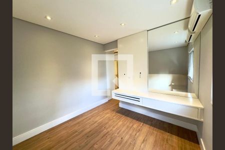 Apartamento à venda com 3 quartos, 162m² em Vila Romana, São Paulo