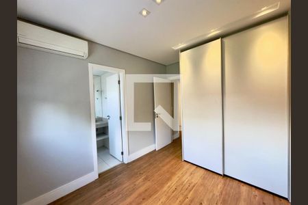 Apartamento à venda com 3 quartos, 162m² em Vila Romana, São Paulo