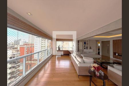 Apartamento à venda com 3 quartos, 205m² em Jardim Paulista, São Paulo