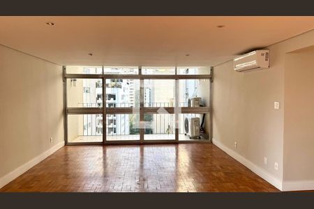 Apartamento à venda com 3 quartos, 228m² em Jardim Paulista, São Paulo