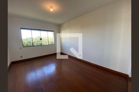 Apartamento à venda com 3 quartos, 253m² em Vila Beatriz, São Paulo
