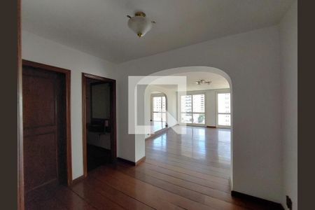 Apartamento à venda com 3 quartos, 242m² em Jardins, São Paulo