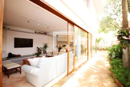 Casa à venda com 3 quartos, 300m² em Planalto Paulista, São Paulo
