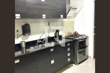 Apartamento à venda com 3 quartos, 201m² em Sumaré, São Paulo
