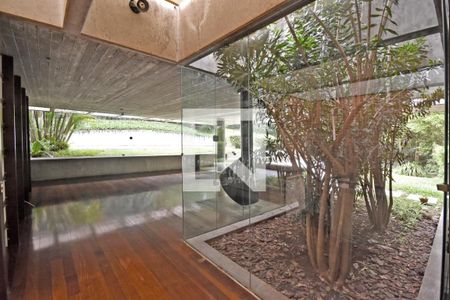 Casa à venda com 3 quartos, 976m² em Morumbi, São Paulo