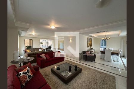 Sala de apartamento à venda com 4 quartos, 300m² em Pacaembu, São Paulo