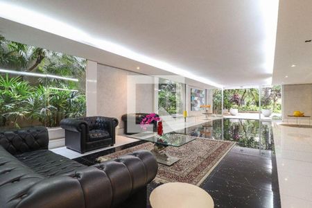 Apartamento à venda com 3 quartos, 685m² em Santa Cecilia, São Paulo