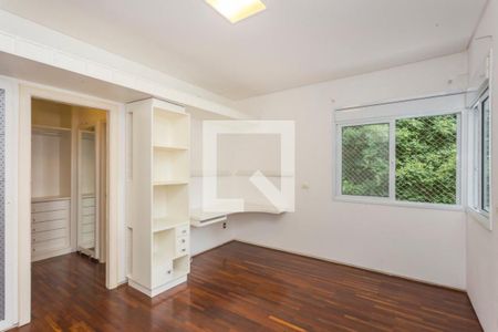 Casa à venda com 4 quartos, 466m² em Alto de Pinheiros, São Paulo