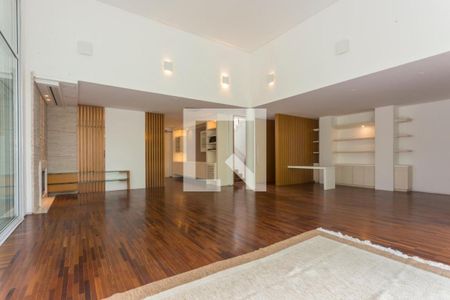 Casa à venda com 4 quartos, 466m² em Alto de Pinheiros, São Paulo