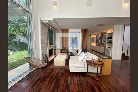 Casa à venda com 4 quartos, 466m² em Alto de Pinheiros, São Paulo