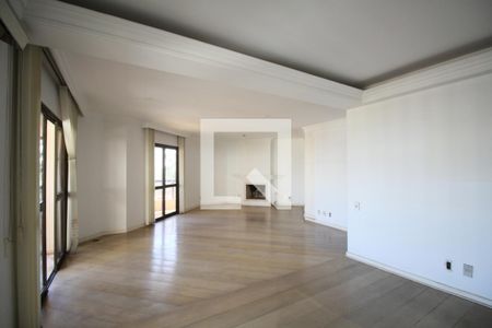 Sala de apartamento à venda com 4 quartos, 242m² em Vila Suzana, São Paulo