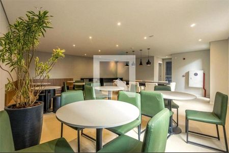 Apartamento à venda com 2 quartos, 39m² em Socorro, São Paulo