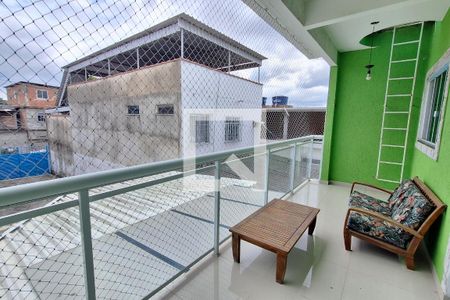 Varanda de casa para alugar com 3 quartos, 267m² em Jardim Olavo Bilac, Duque de Caxias