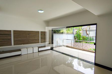 Sala 3 de casa à venda com 3 quartos, 587m² em Freguesia (Jacarepaguá), Rio de Janeiro