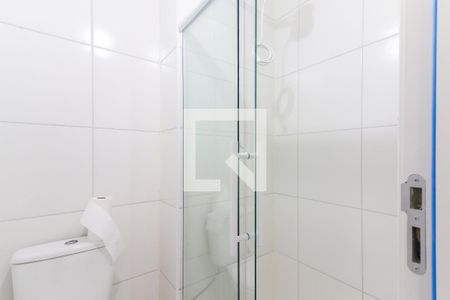 Banheiro de apartamento para alugar com 2 quartos, 34m² em Jaguaré, São Paulo