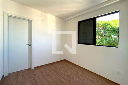 Suíte 1 de apartamento à venda com 2 quartos, 62m² em Alto Barroca, Belo Horizonte