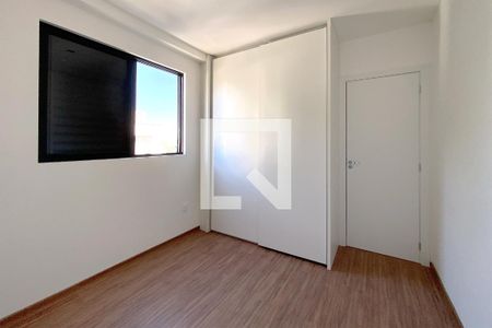 Suite 1 de apartamento para alugar com 2 quartos, 59m² em Alto Barroca, Belo Horizonte