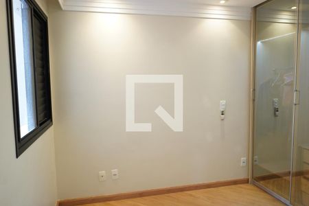 Suite de apartamento à venda com 2 quartos, 70m² em Vila Regente Feijó, São Paulo