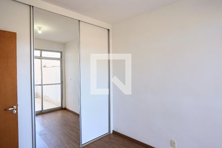 Quarto 1 de apartamento à venda com 3 quartos, 105m² em Santo Antônio, Belo Horizonte