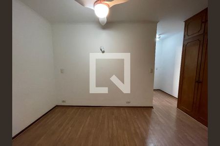 Quarto 1 de casa à venda com 6 quartos, 300m² em Cidade São Francisco, São Paulo
