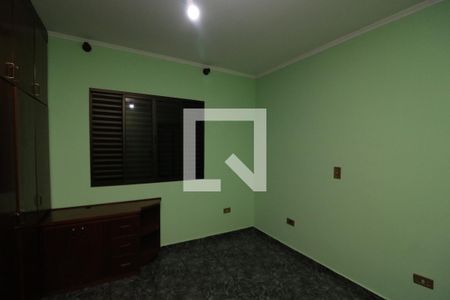 Quarto de casa para alugar com 6 quartos, 210m² em Vila Industrial, São Paulo