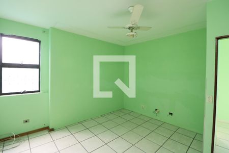 Quarto 1 de casa para alugar com 6 quartos, 210m² em Vila Industrial, São Paulo