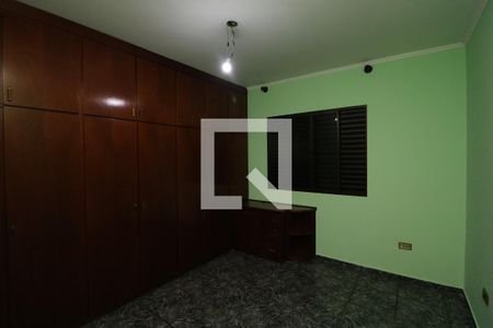 Quarto de casa para alugar com 6 quartos, 210m² em Vila Industrial, São Paulo