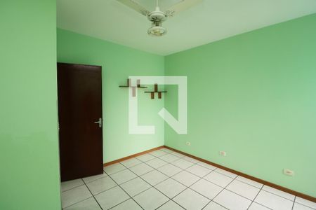 Quarto 1 de casa para alugar com 6 quartos, 210m² em Vila Industrial, São Paulo