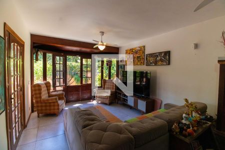 Sala de casa para alugar com 3 quartos, 570m² em Engenho do Mato, Niterói