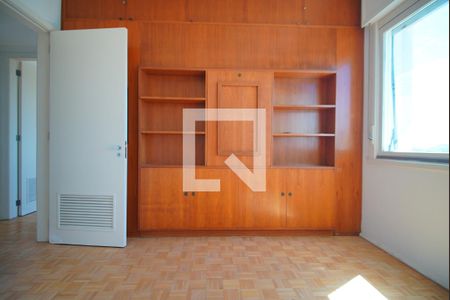 Quarto 1 de apartamento para alugar com 3 quartos, 166m² em Auxiliadora, Porto Alegre