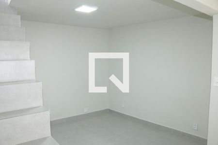 Casa para alugar com 1 quarto, 92m² em Centro, Nova Iguaçu