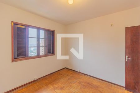 Quarto 1 de casa para alugar com 3 quartos, 240m² em Alto de Pinheiros, São Paulo