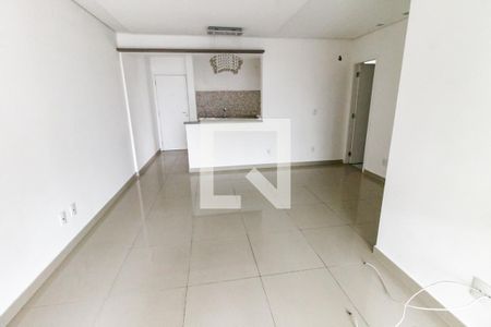 Sala de apartamento à venda com 3 quartos, 107m² em Vila Suzana, São Paulo