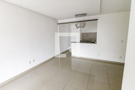 Sala de apartamento à venda com 3 quartos, 107m² em Vila Suzana, São Paulo