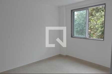 Suíte de apartamento à venda com 2 quartos, 68m² em Taquara, Rio de Janeiro