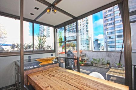 Apartamento à venda com 2 quartos, 142m² em Vila Olímpia, São Paulo
